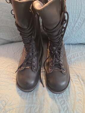 Danner Fort Lewis 23600 Gore-Tex 600G Thinsulate Boots Men's 6 USA Vibram